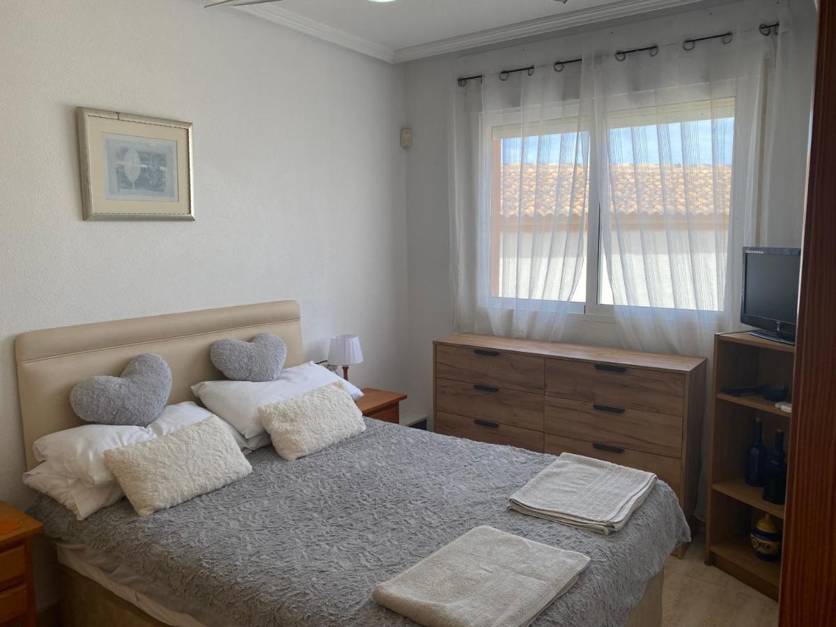 Luxurious 2 Bedroom Apartment Near Cabo Roig Strip Οριουέλα Εξωτερικό φωτογραφία